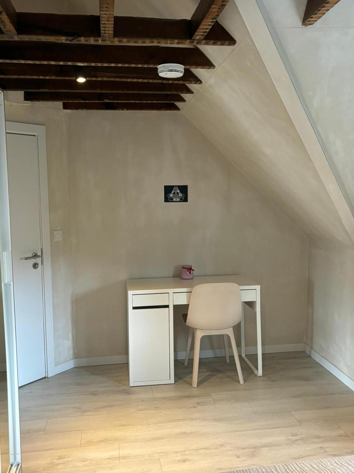 Ensuite With Private Bathroom, * Londra